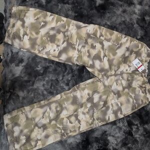 Nike Men's Tan Camouflage Cargo Pants
